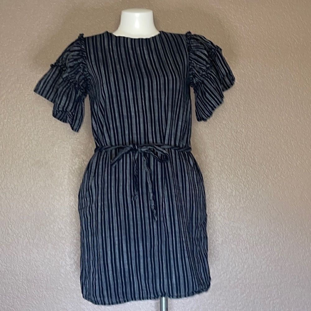 Who What Wear black and White striped dress size xs